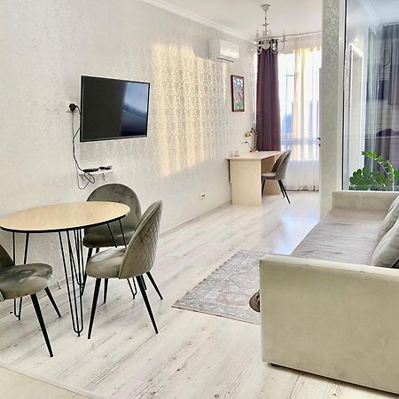 Жк Славутич Апарти Apartman Kijev Kültér fotó